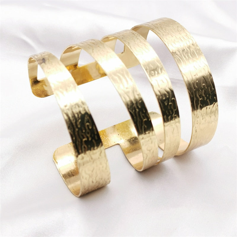 28 Different Luxury Charm Bracelets