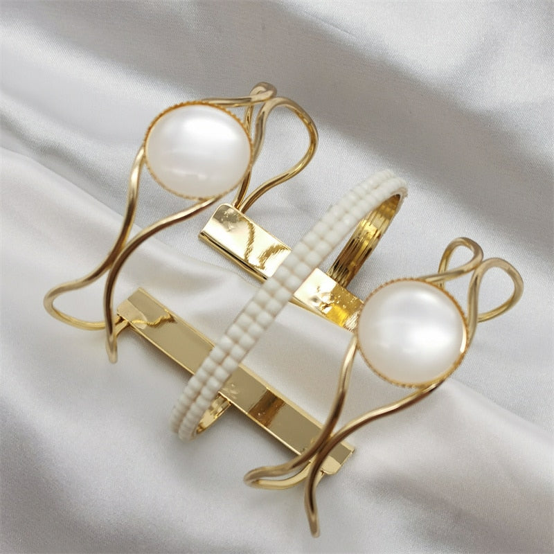 28 Different Luxury Charm Bracelets