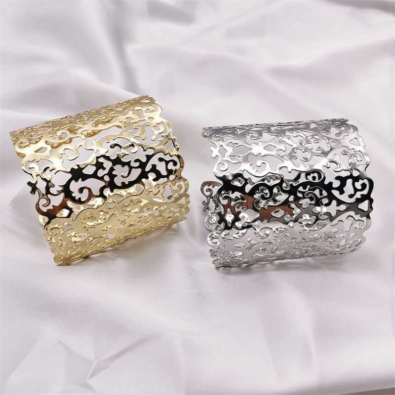 28 Different Luxury Charm Bracelets