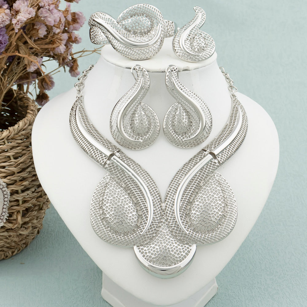 African Design Jewelry Set (Bracelet, Necklace, Ring and Earrings)