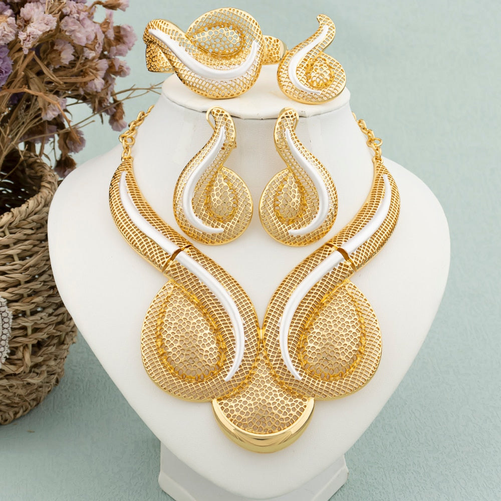 African Design Jewelry Set (Bracelet, Necklace, Ring and Earrings)