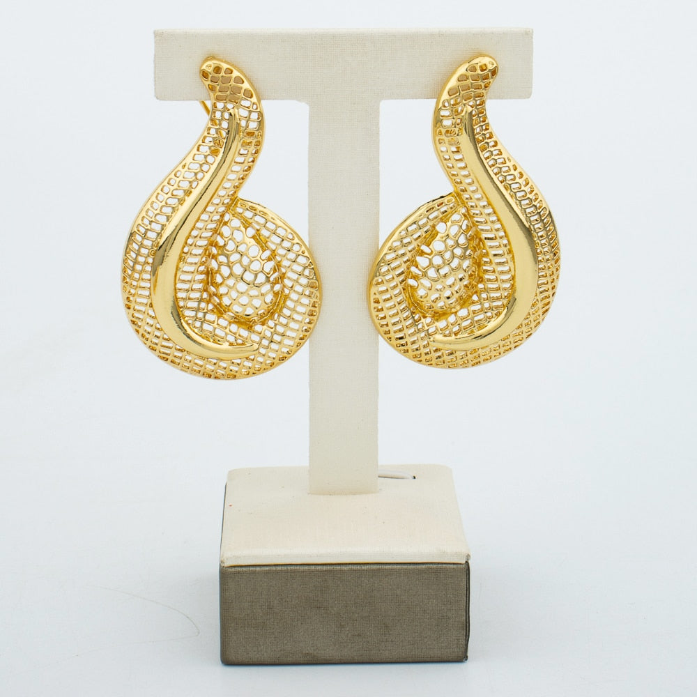 African Design Jewelry Set (Bracelet, Necklace, Ring and Earrings)