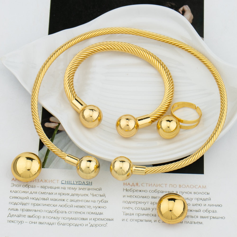 Luxurious Jewelry Set (Gold Ring, Bracelet, Earrings and Necklace)