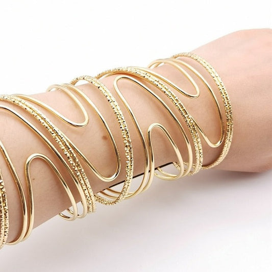 28 Different Luxury Charm Bracelets